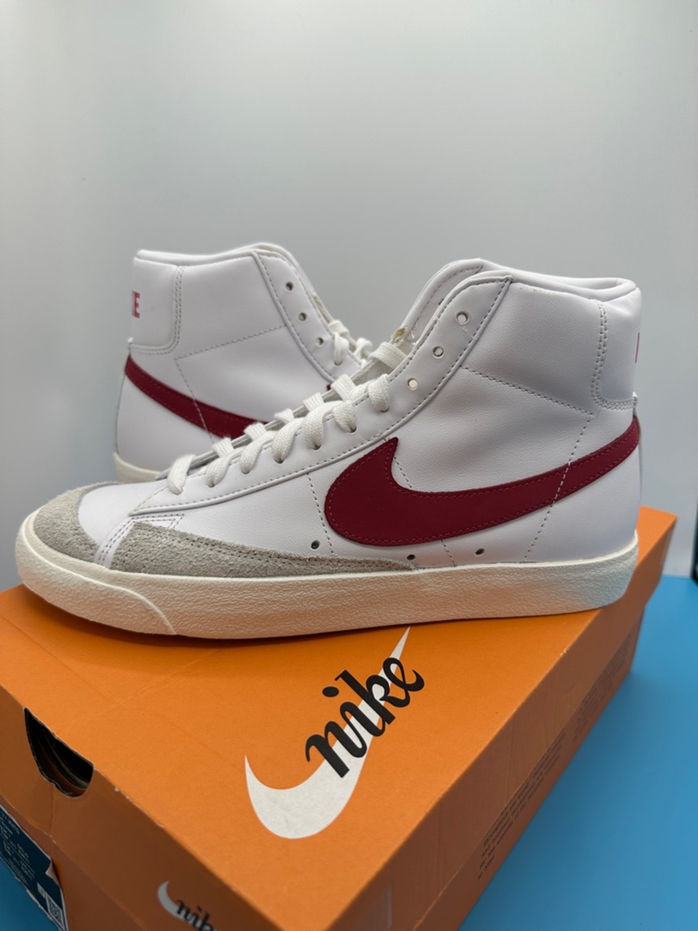 NEW! Nike BLAZEE MID ‘77 vintage Men’s size 8 women’s 9.5 Brand New in box!